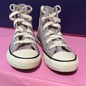 Converse Kids High-Top Sneakers in Light Purple and White